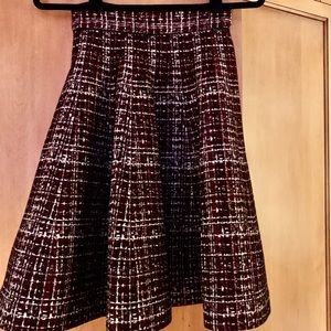 Prada skirt Sz 0 NWOT never worn